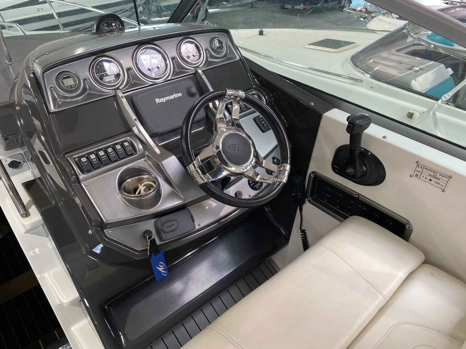 Motorboot Monterey 275 SY