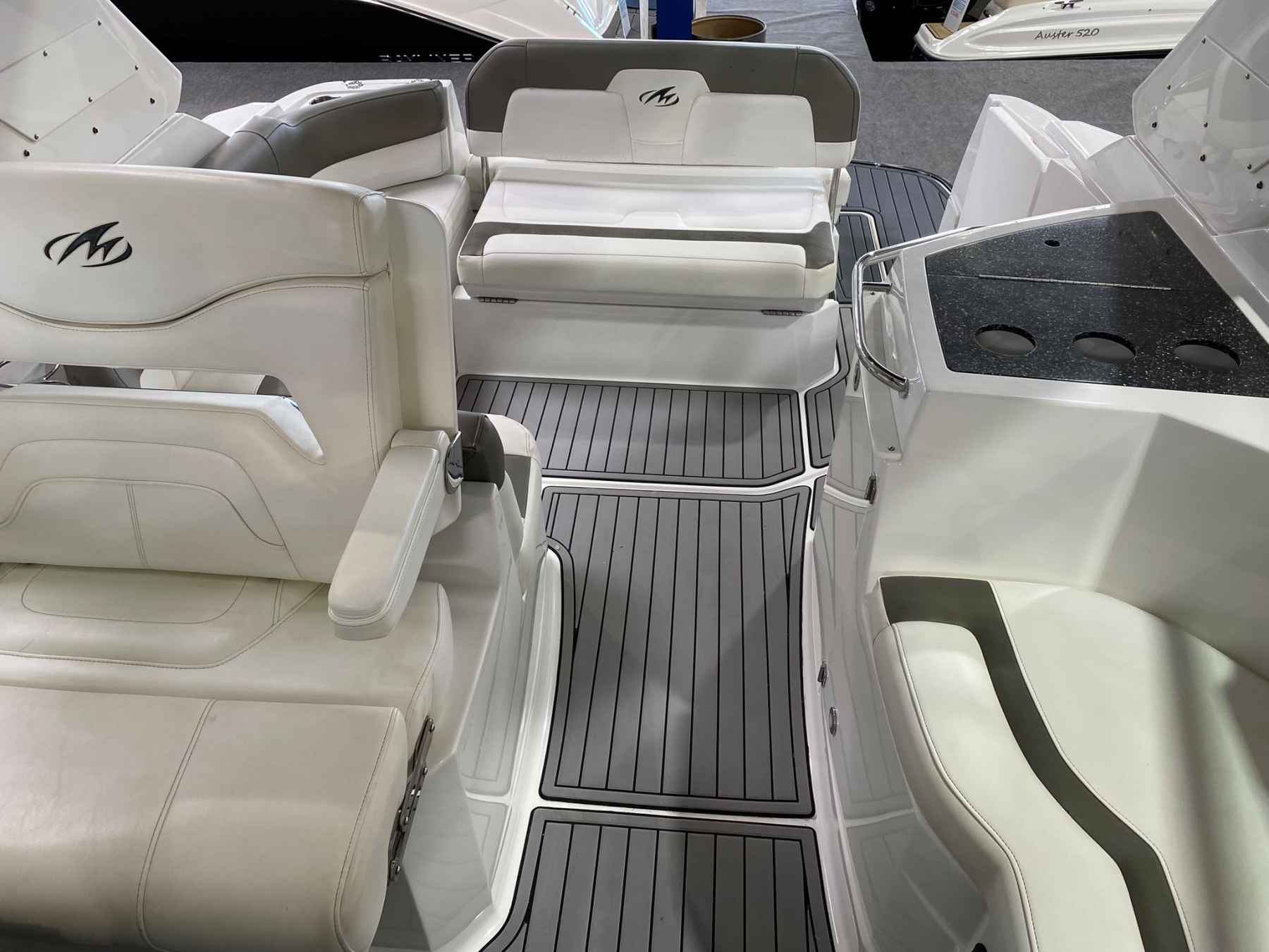 Motorboot Monterey 275 SY
