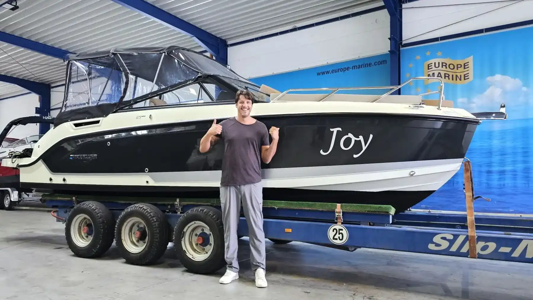 Motorboot Auster 740 CC