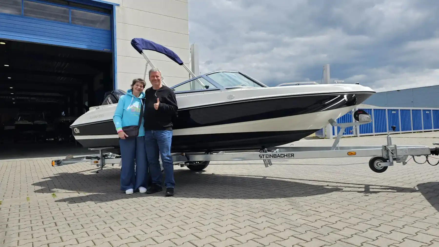 Motorboot Auster 740 CC