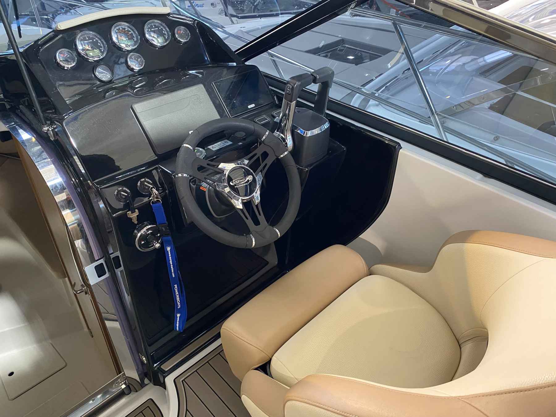 Motorboot europe-marine VIPER V 323 SY