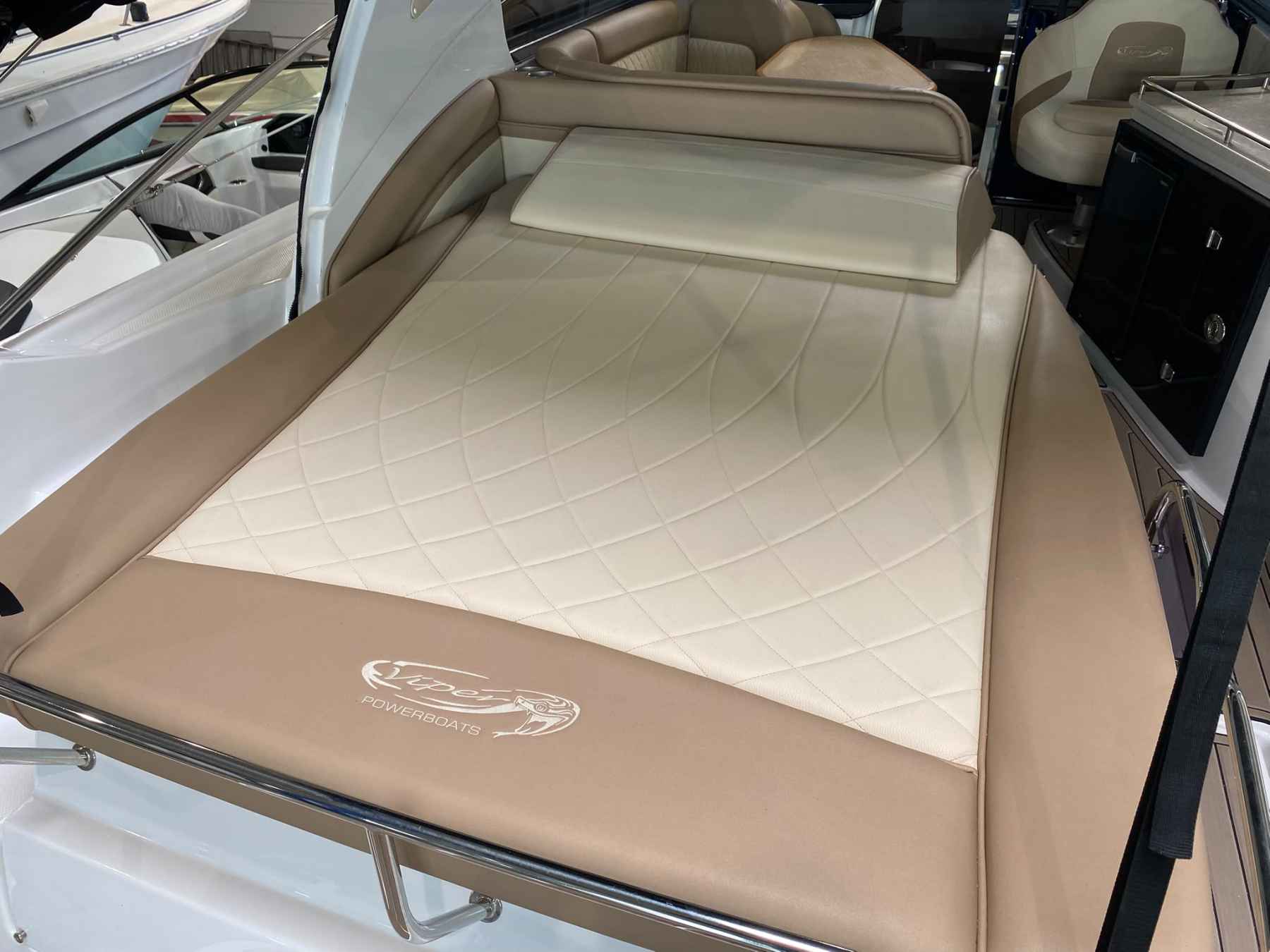 Motorboot europe-marine VIPER V 323 SY