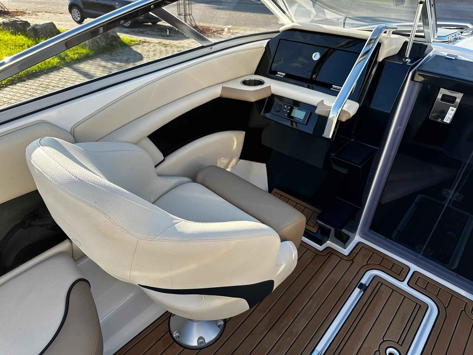 Motorboot Viper 223 TOXXIC