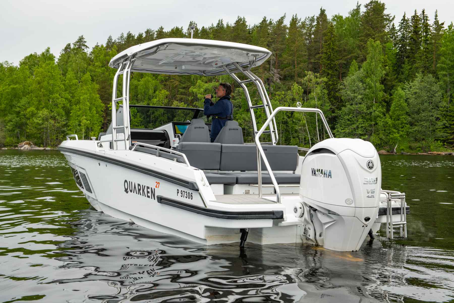 Motorboot Europe-Marine QUARKEN 27 T-TOP - Modell 2027