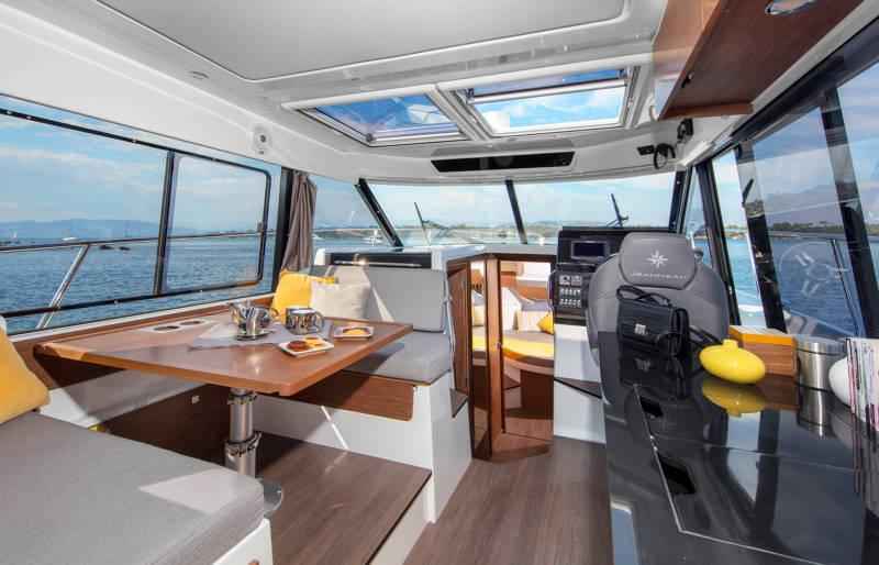 Motorboot JEANNEAU MERRY FISHER 1095 COUPE Serie 2 - Modell 2027