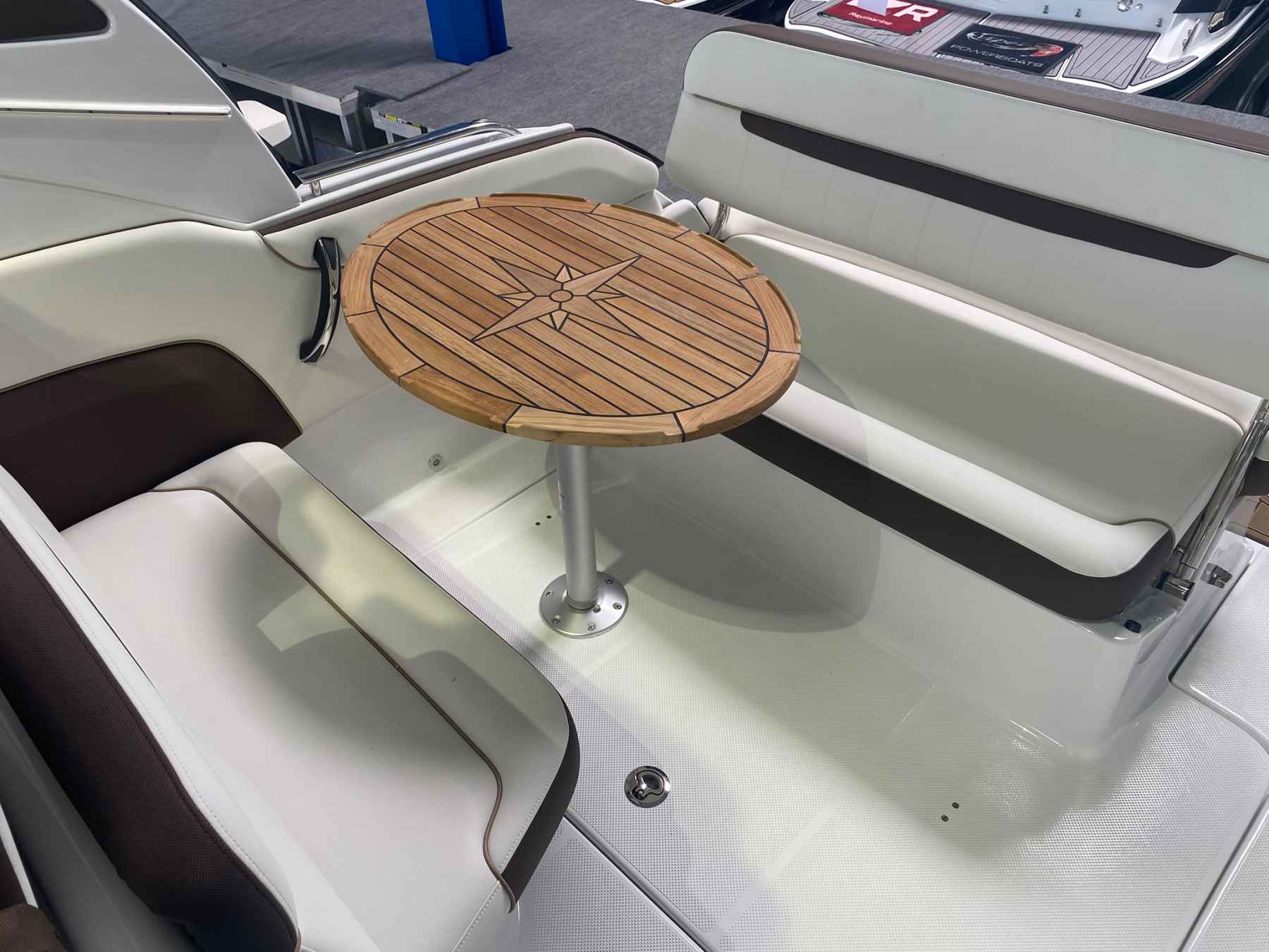 Motorboot VIPER V 263 SY