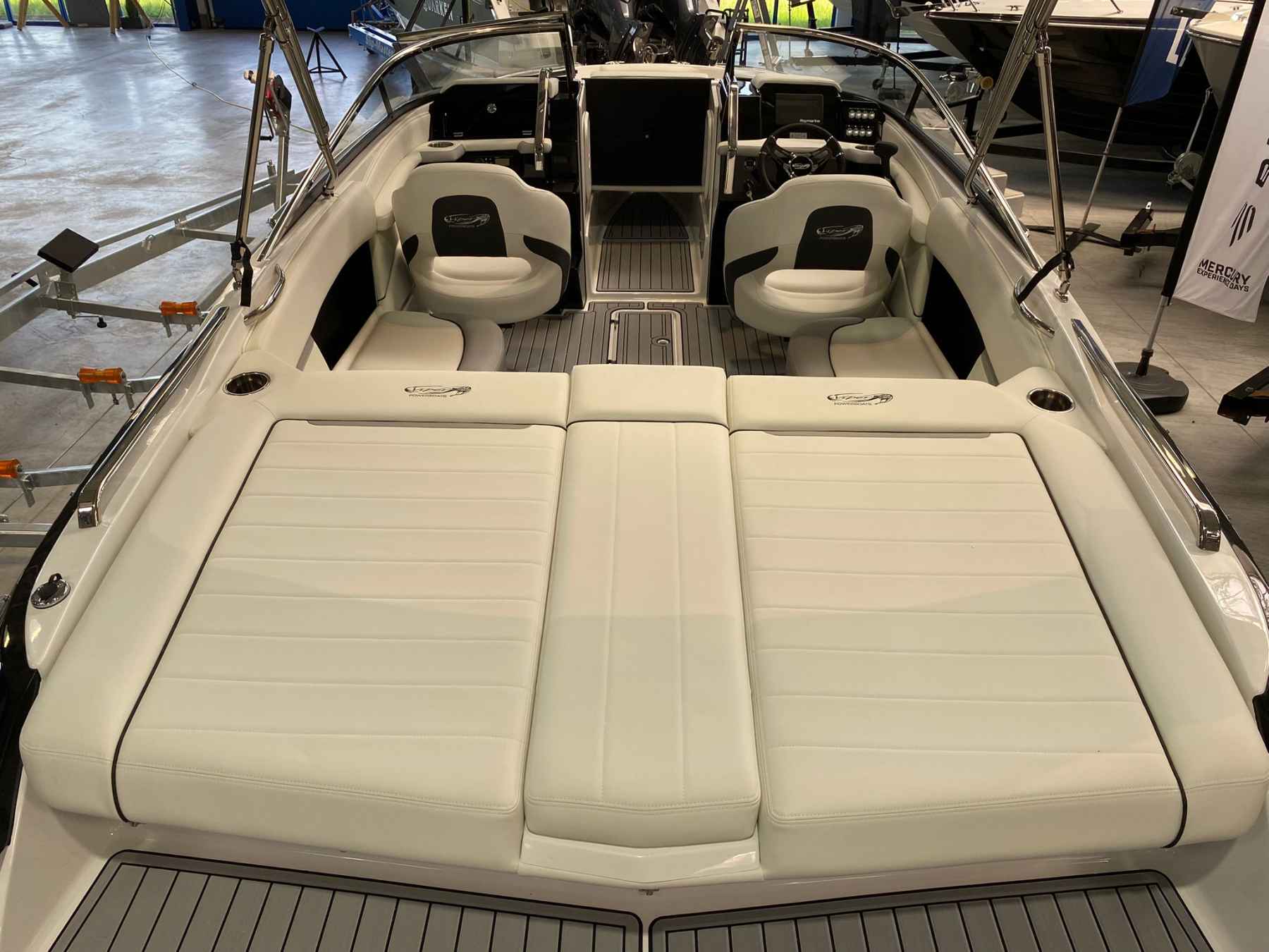 Motorboot Europe-Marine VIPER 225 TOXXIC