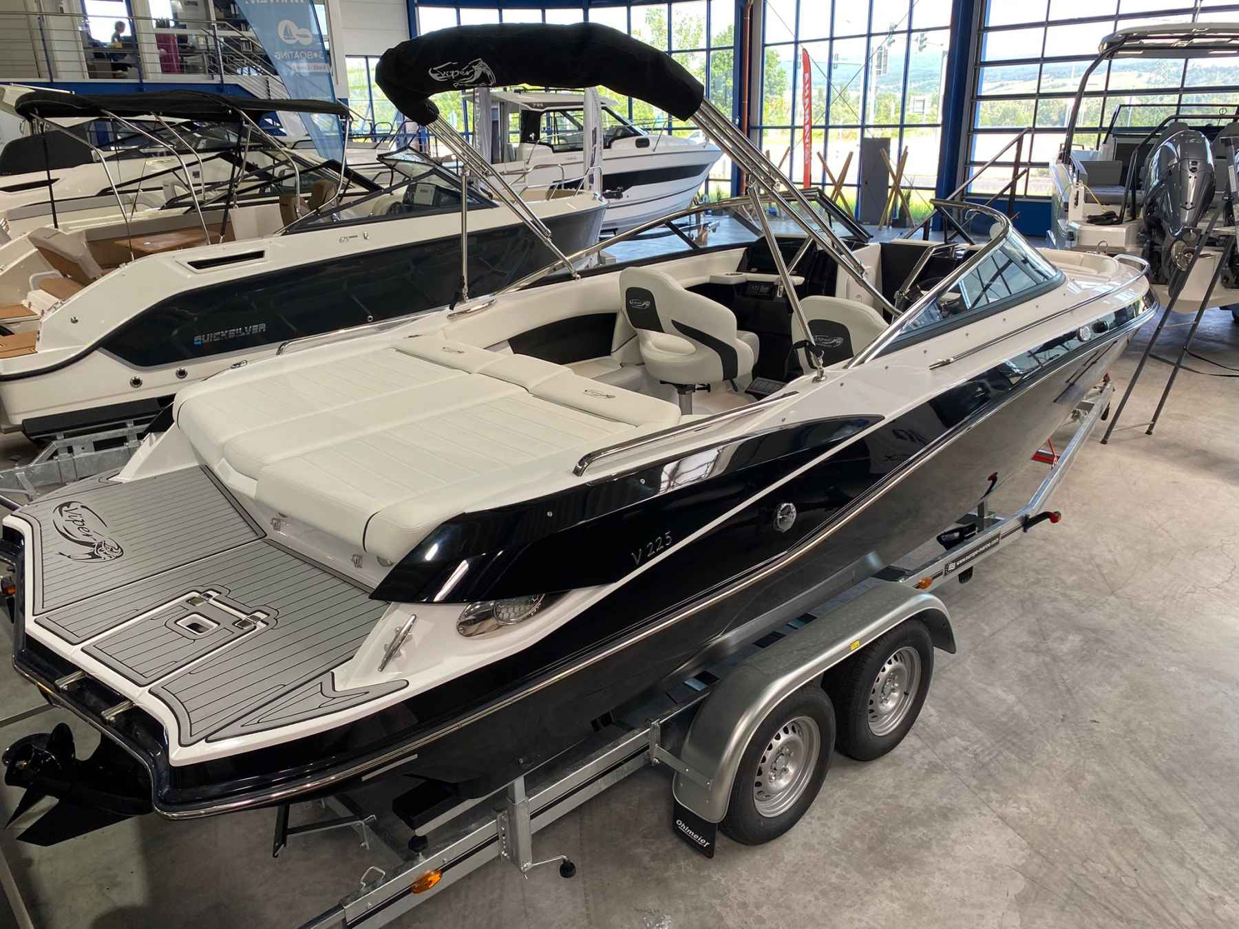 Motorboot Europe-Marine VIPER 225 TOXXIC