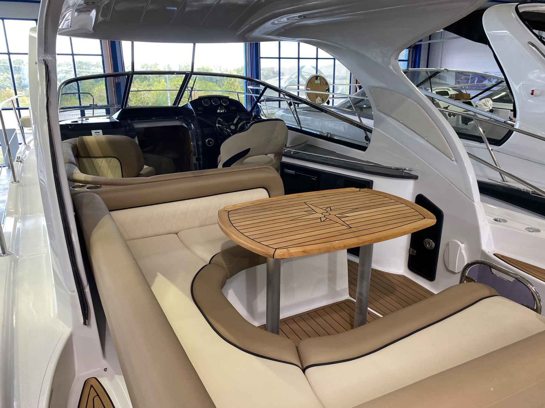 Motorboot Viper V 323 HT