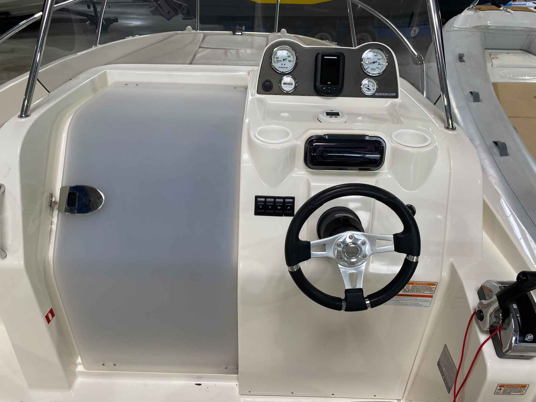 Motorboot Quicksilver Activ 605 Sundeck