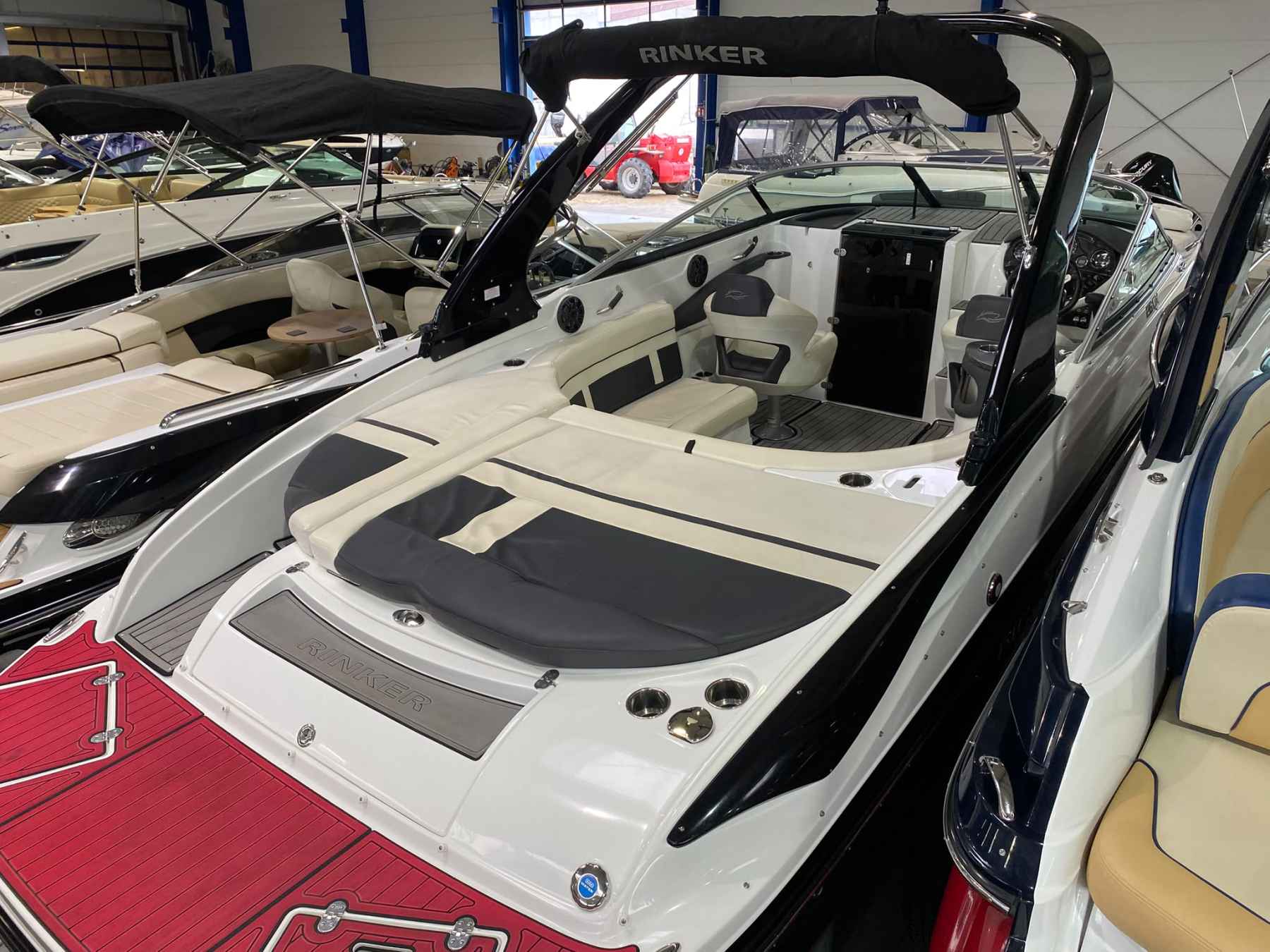Motorboot Rinker 26 QX CC
