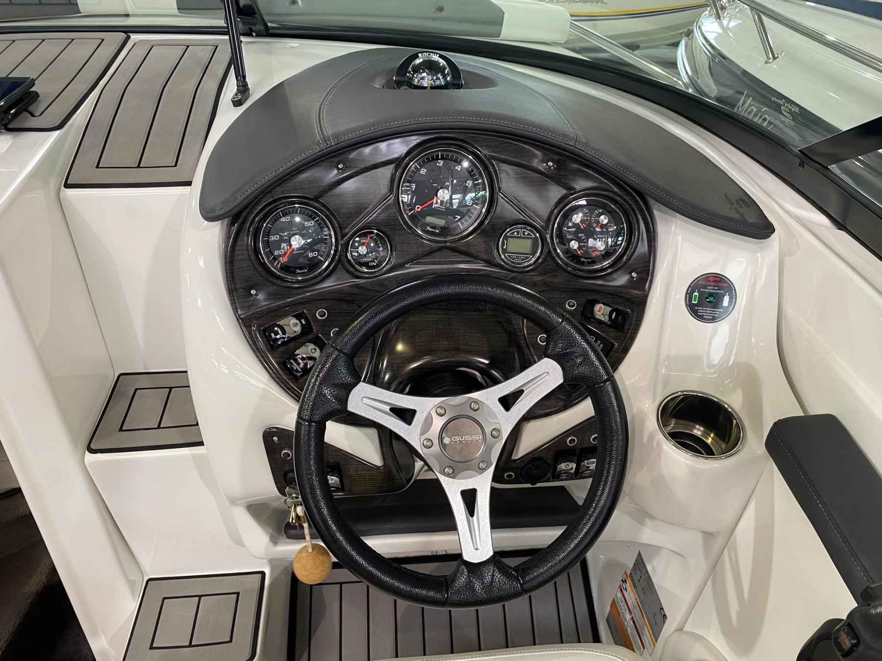 Motorboot Rinker 26 QX CC