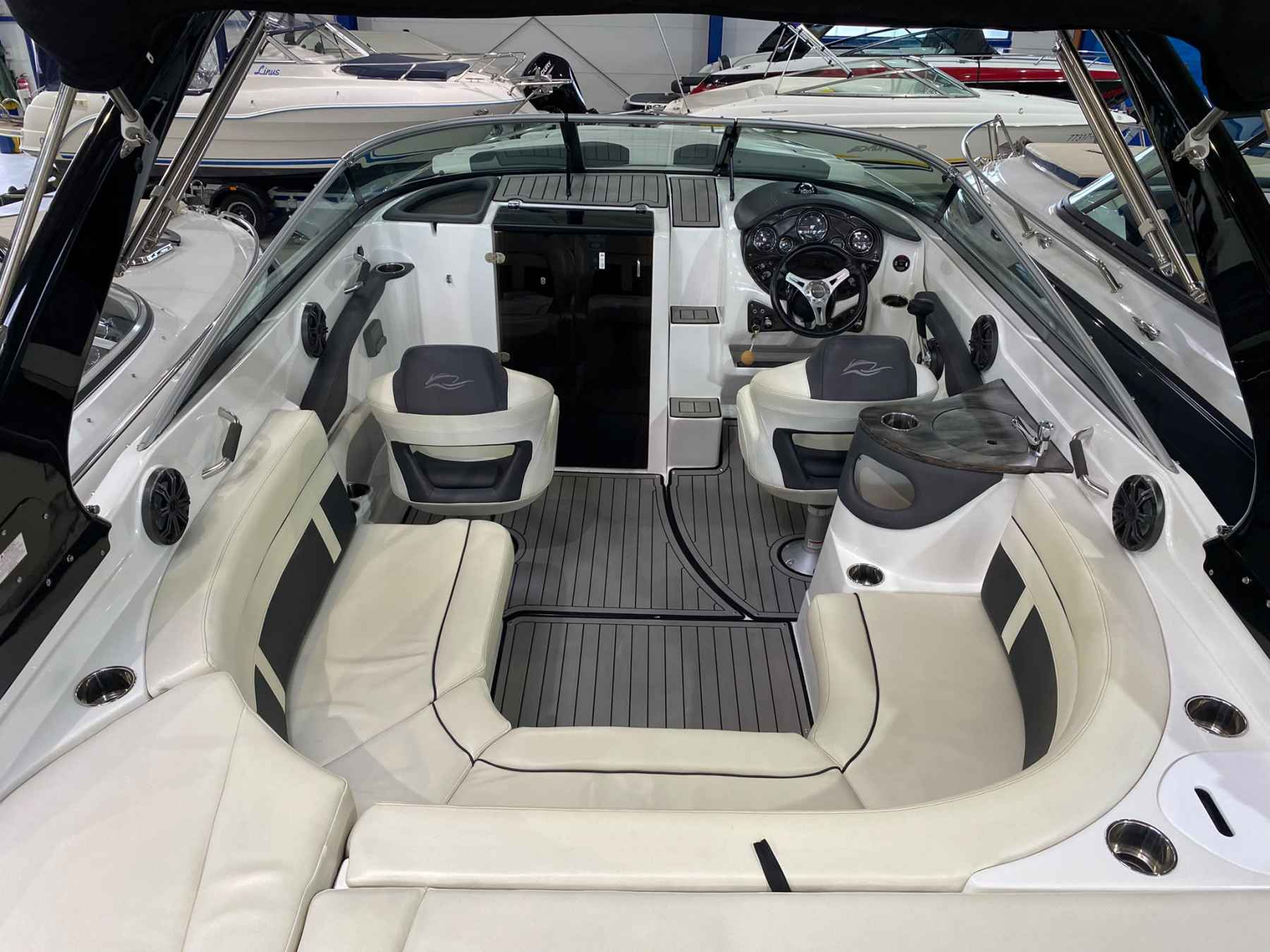 Motorboot Rinker 26 QX CC