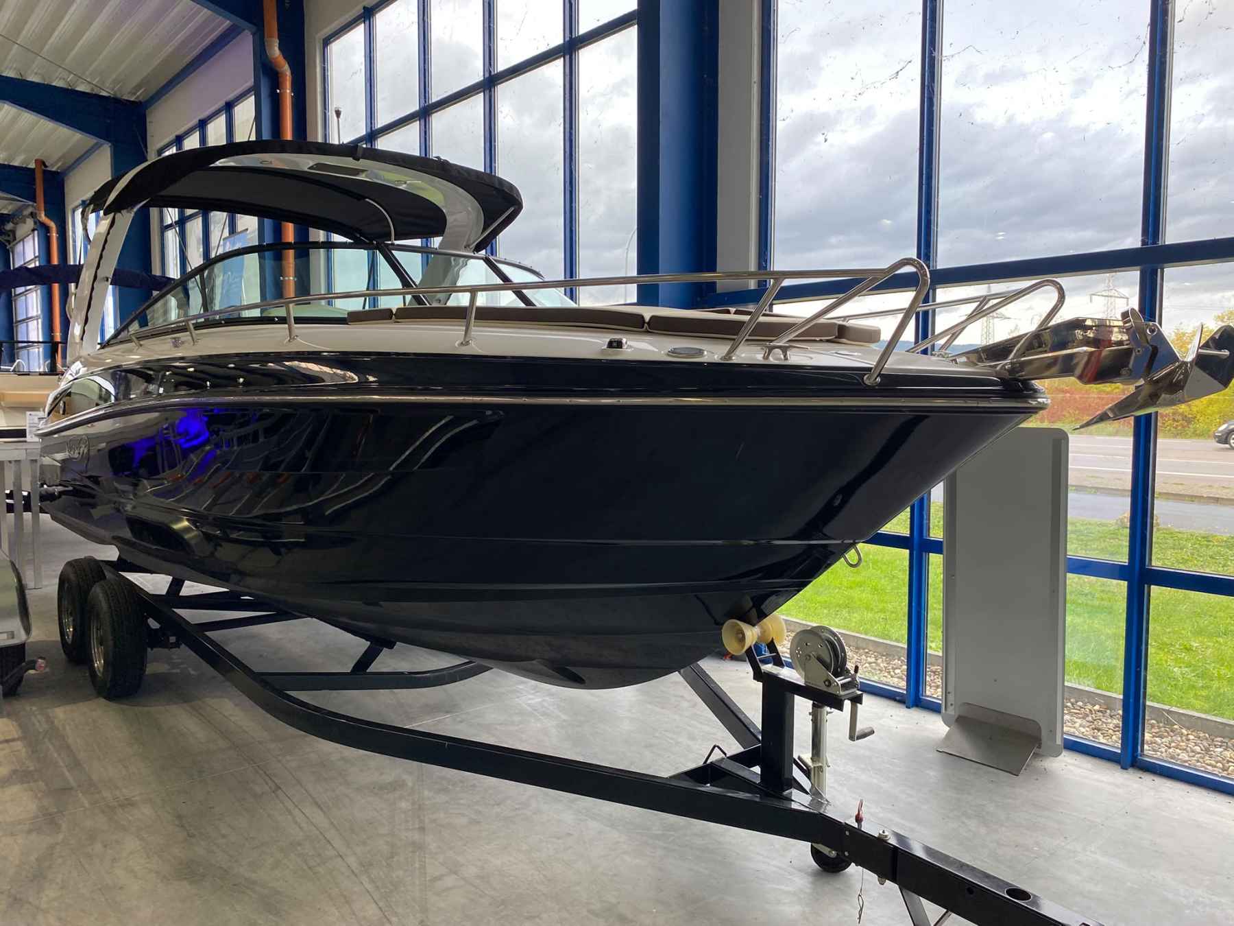 Motorboot Viper V 263 DC