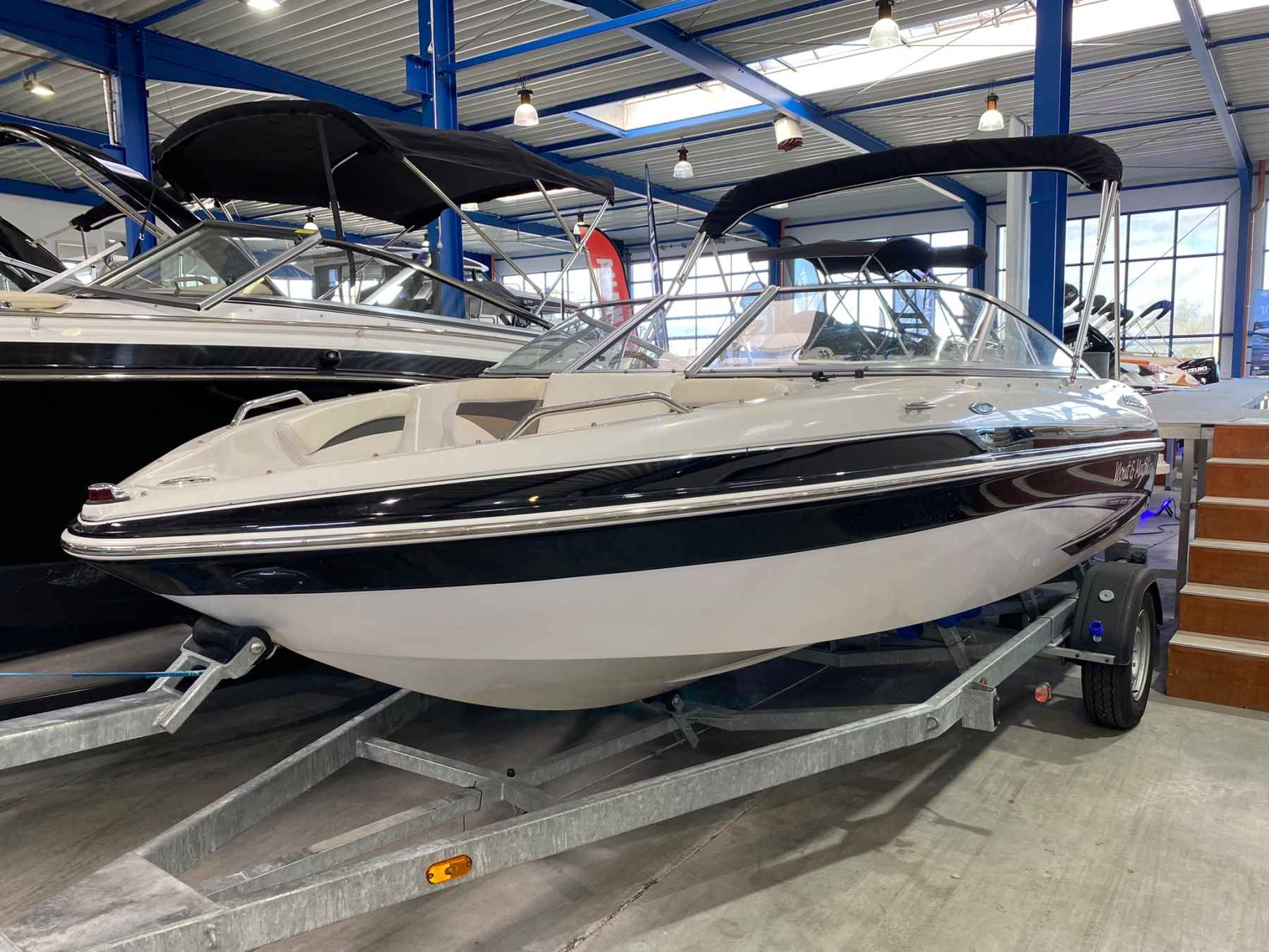Motorboot Glastron GT 185