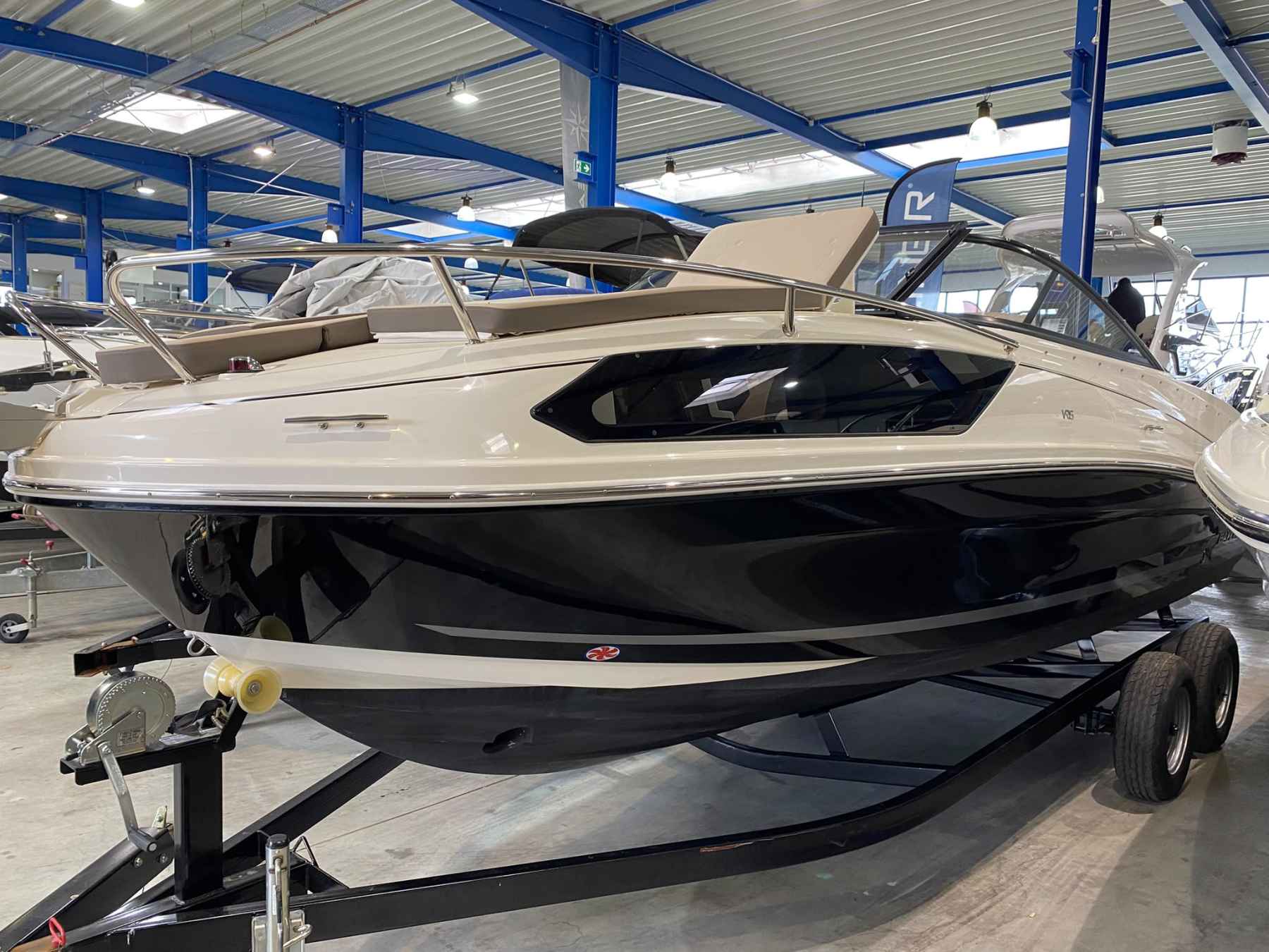 Motorboot Bayliner VR6C