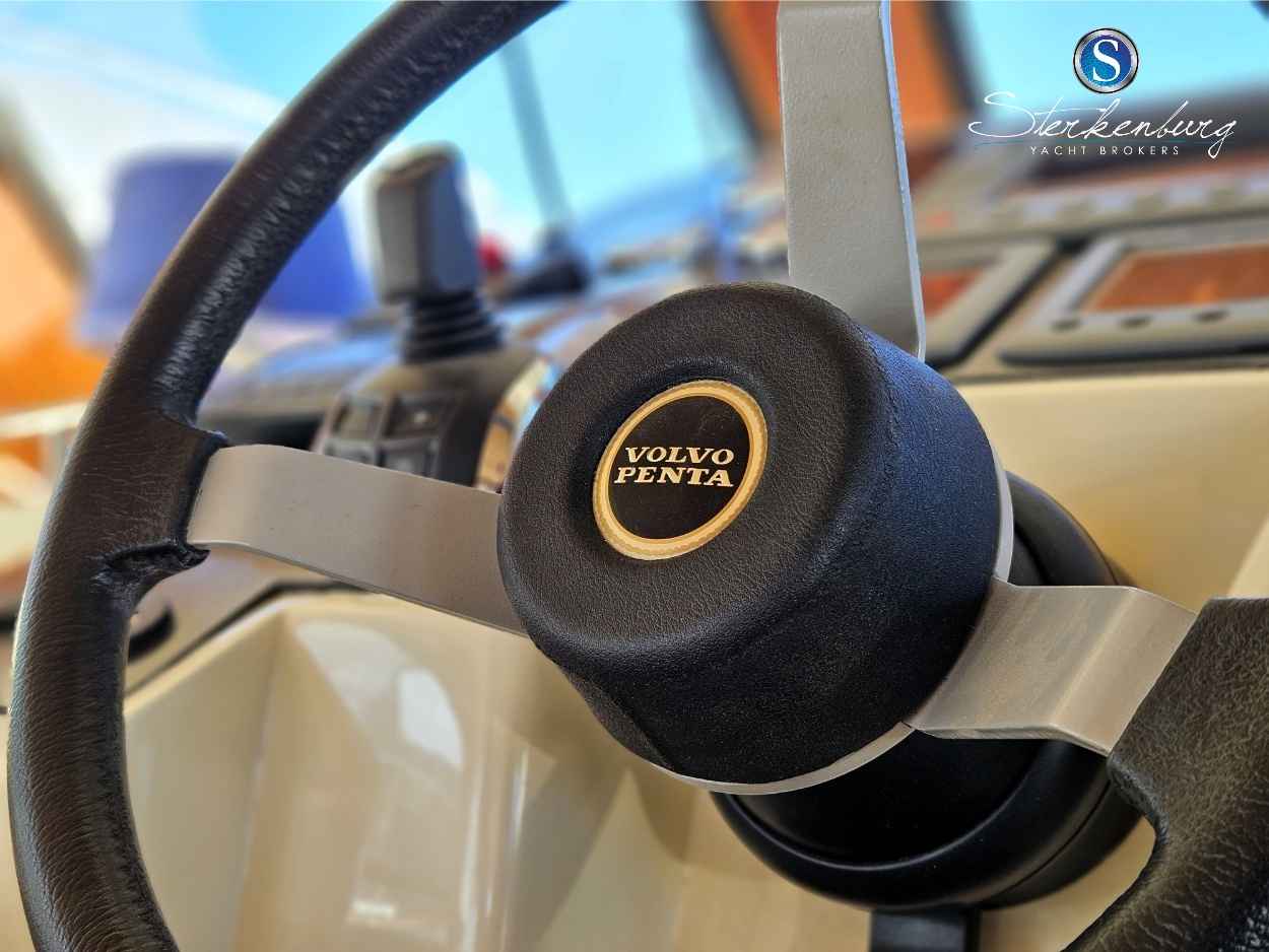 Motorboot Tuna 40 Cabrio