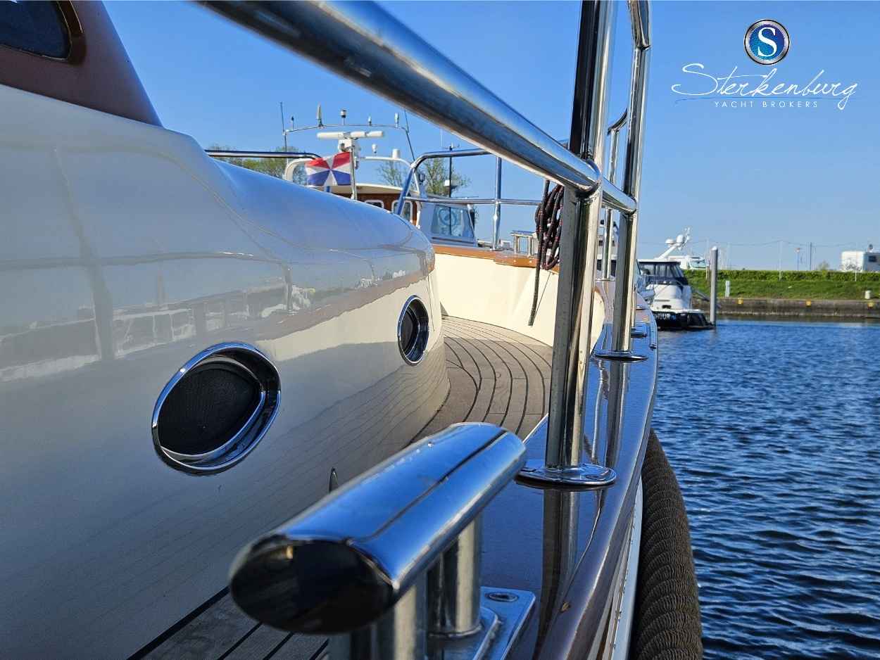 Motorboot Tuna 40 Cabrio