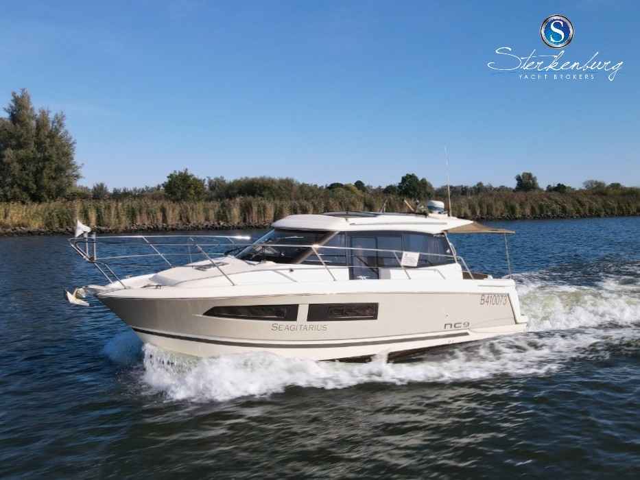 Motorboot Jeanneau NC 9
