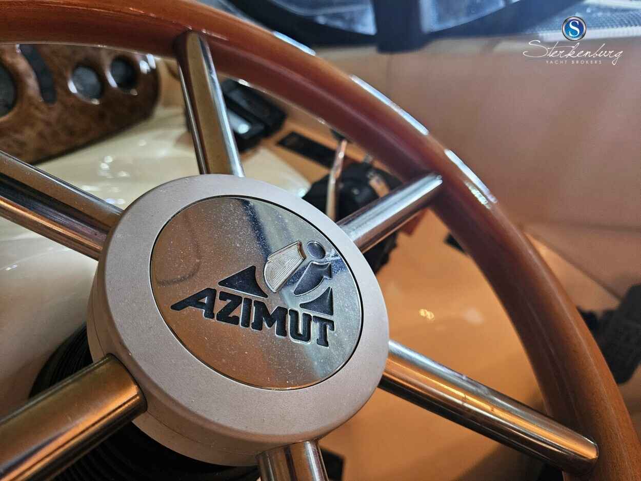Motorboot Azimut 42
