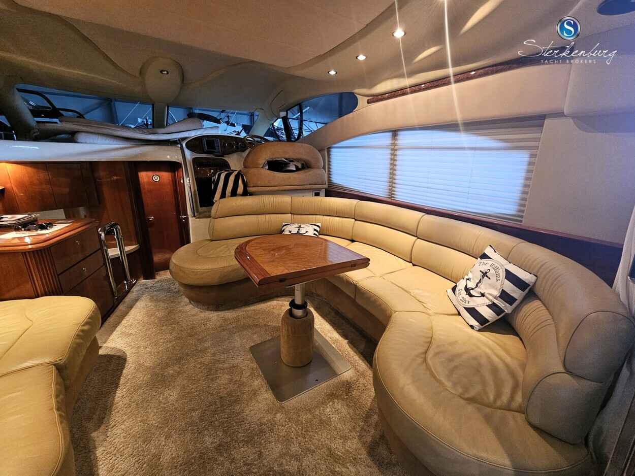 Motorboot Azimut 42