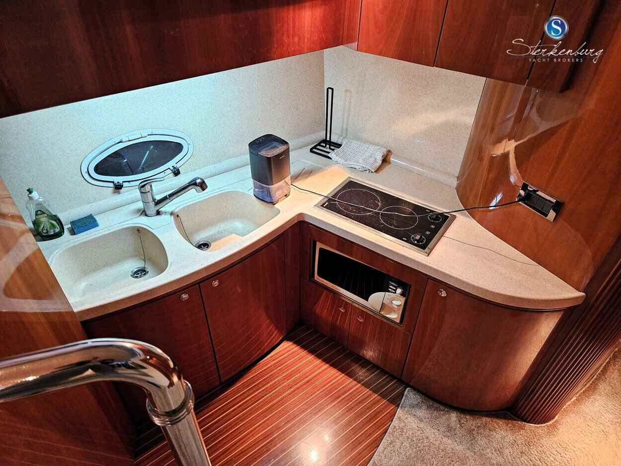 Motorboot Azimut 42