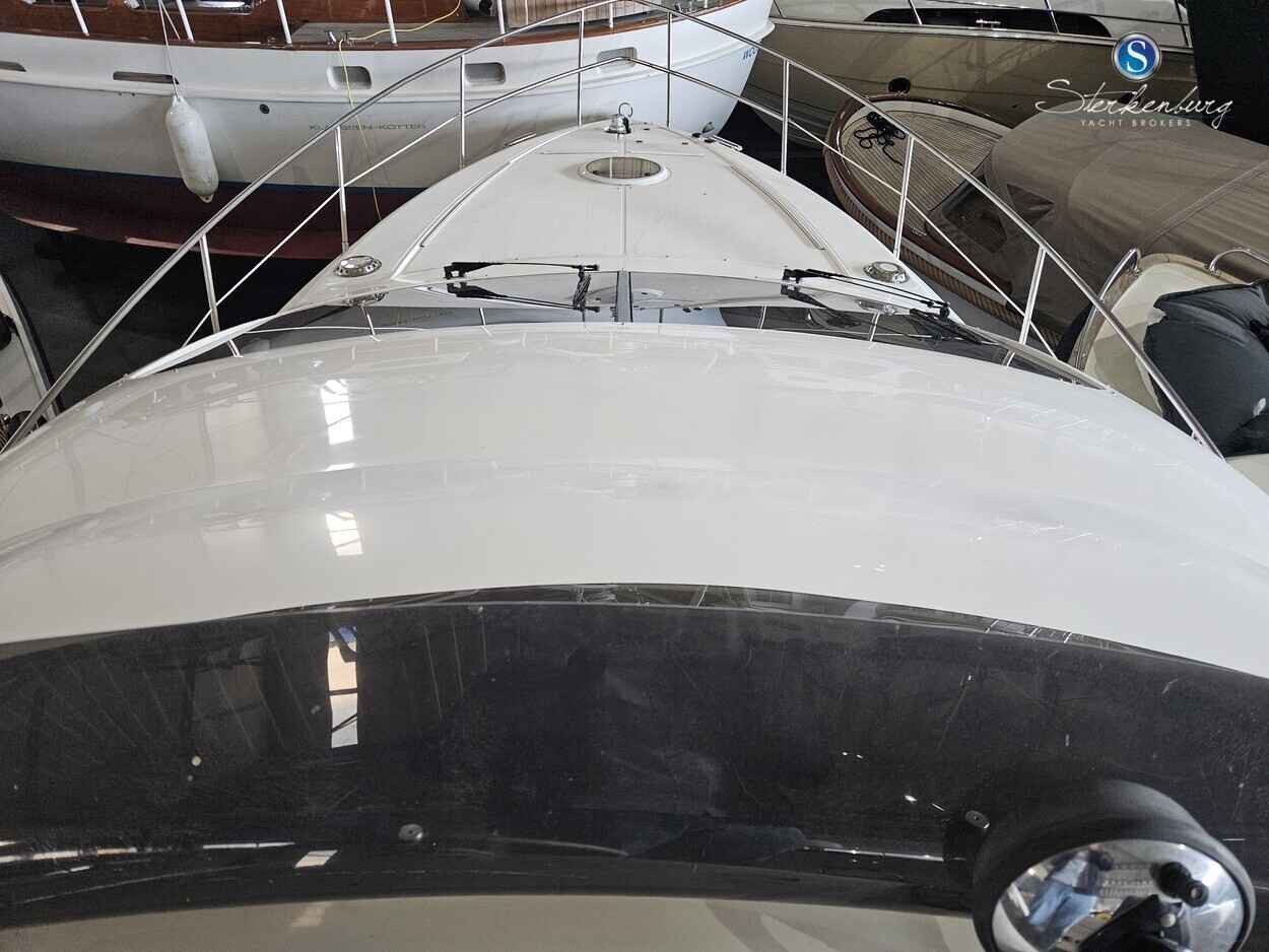 Motorboot Azimut 42
