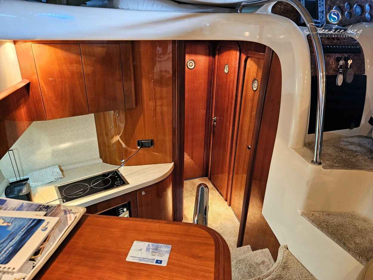 Motorboot Azimut 42