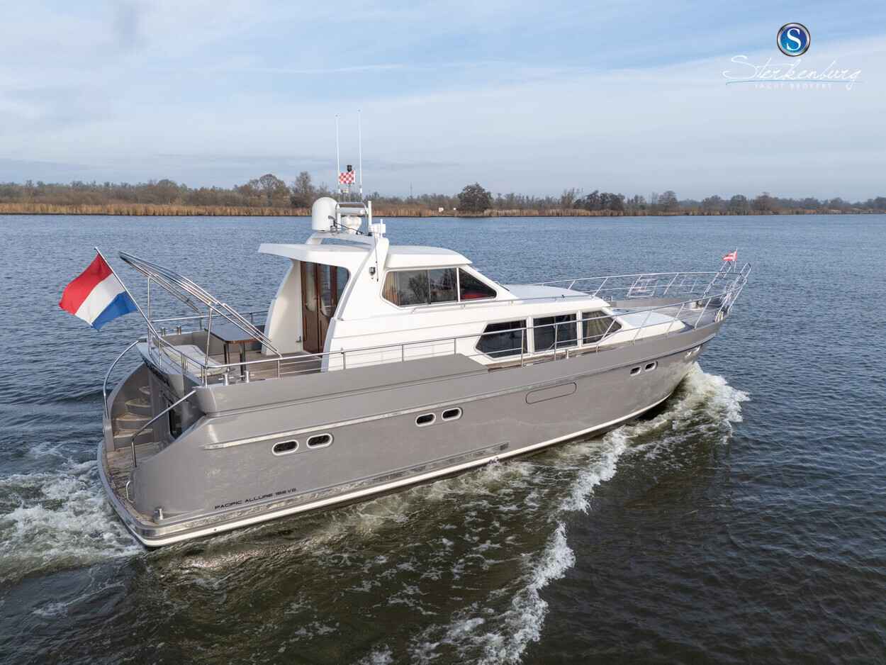 Motorboot Pacific 155 Allure