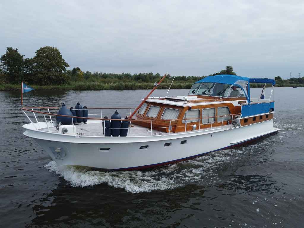 Motorboot Super van Craft 13.80