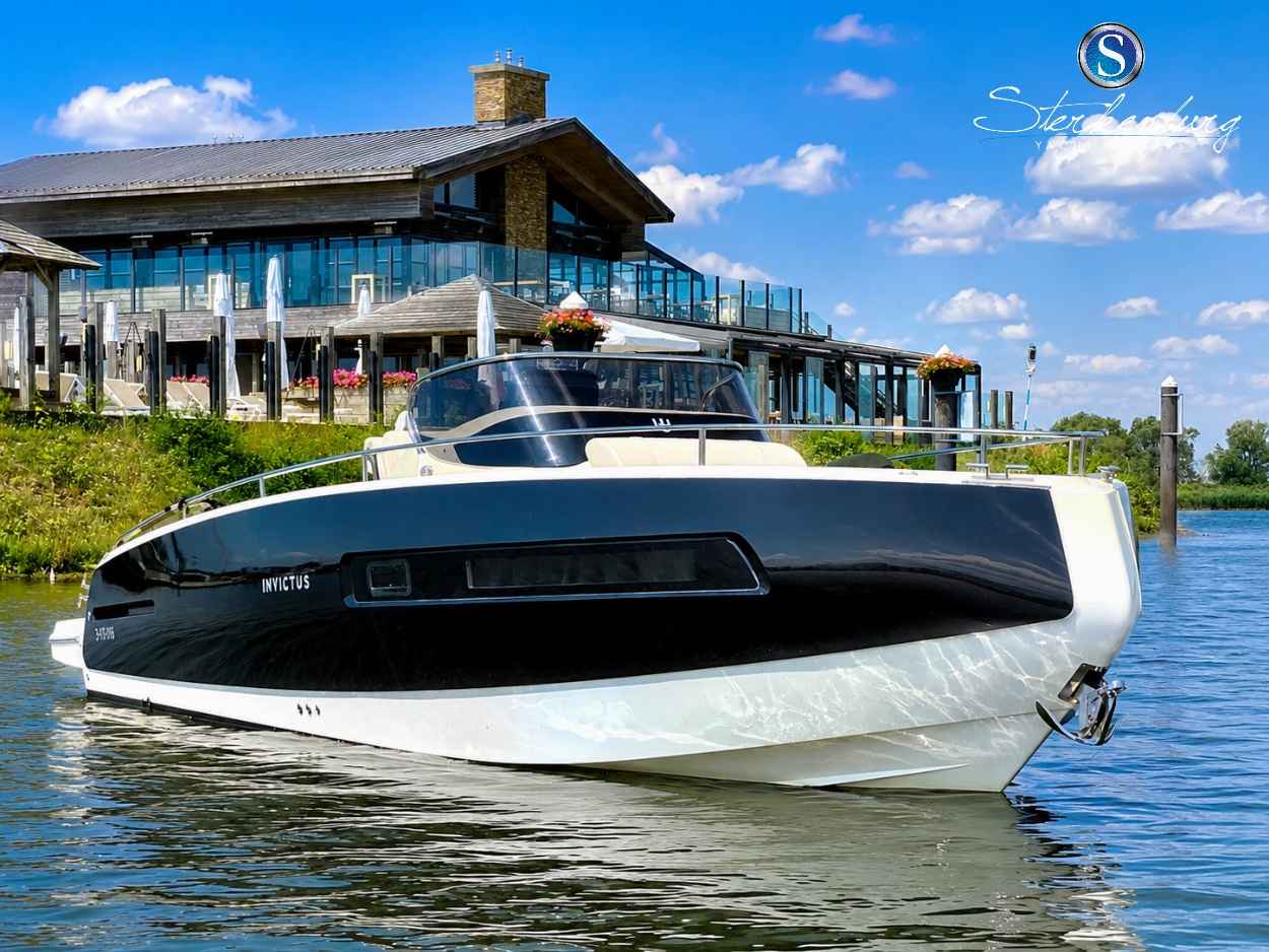 Motorboot Invictus 280 GT