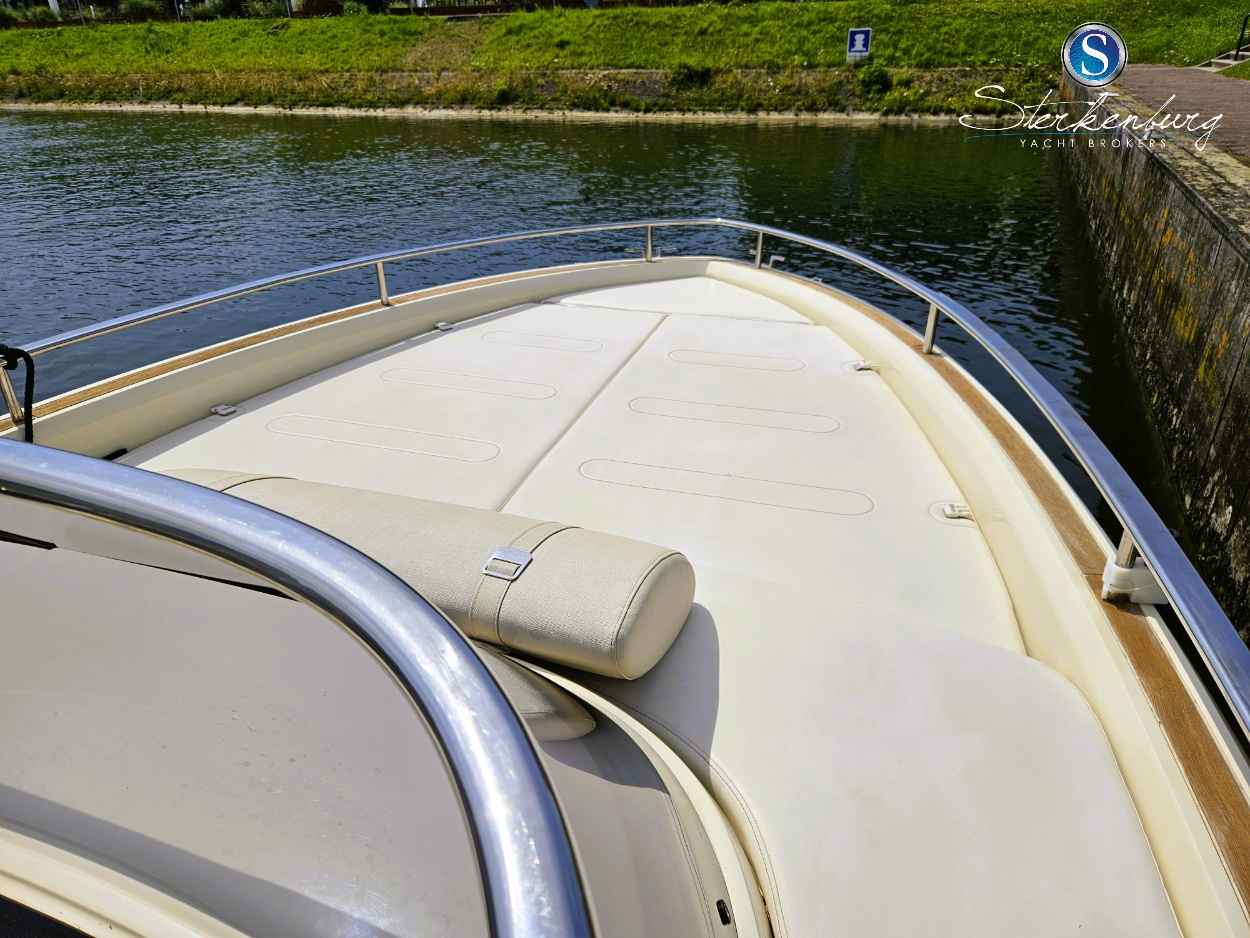 Motorboot Invictus 280 GT