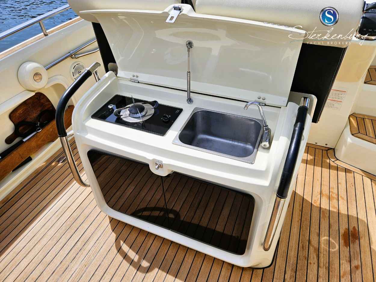 Motorboot Invictus 280 GT