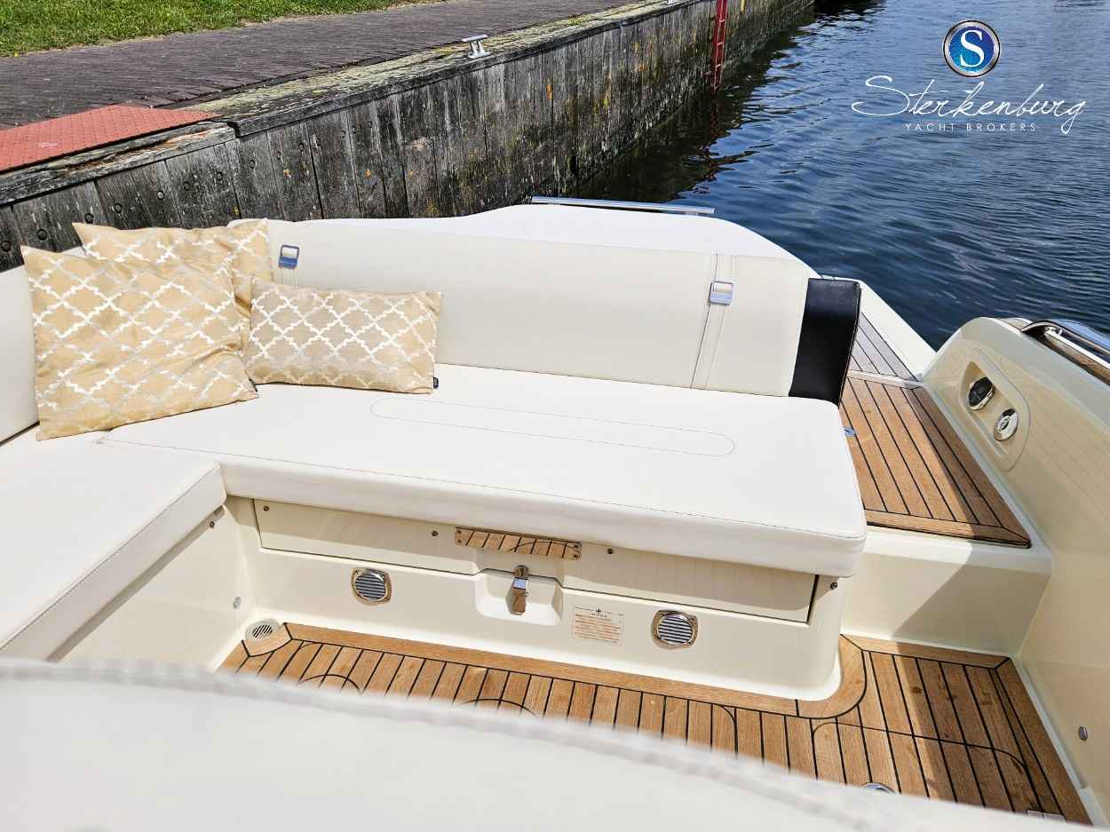 Motorboot Invictus 280 GT
