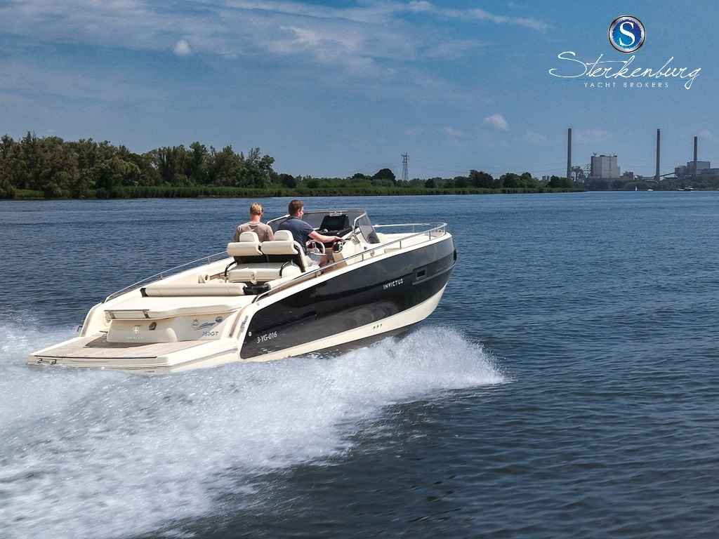 Motorboot Invictus 280 GT
