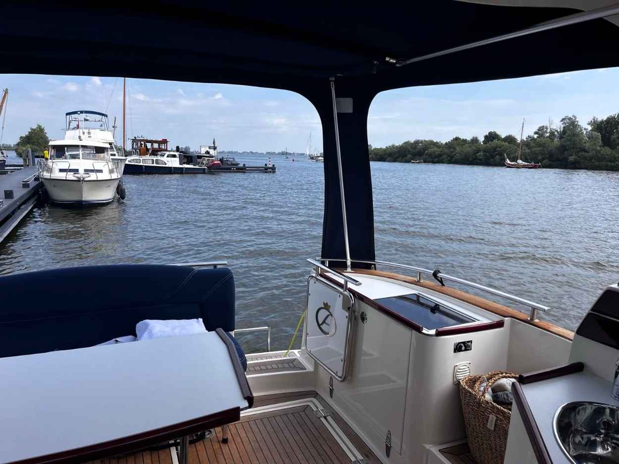 Motorboot Aquador 33 HT