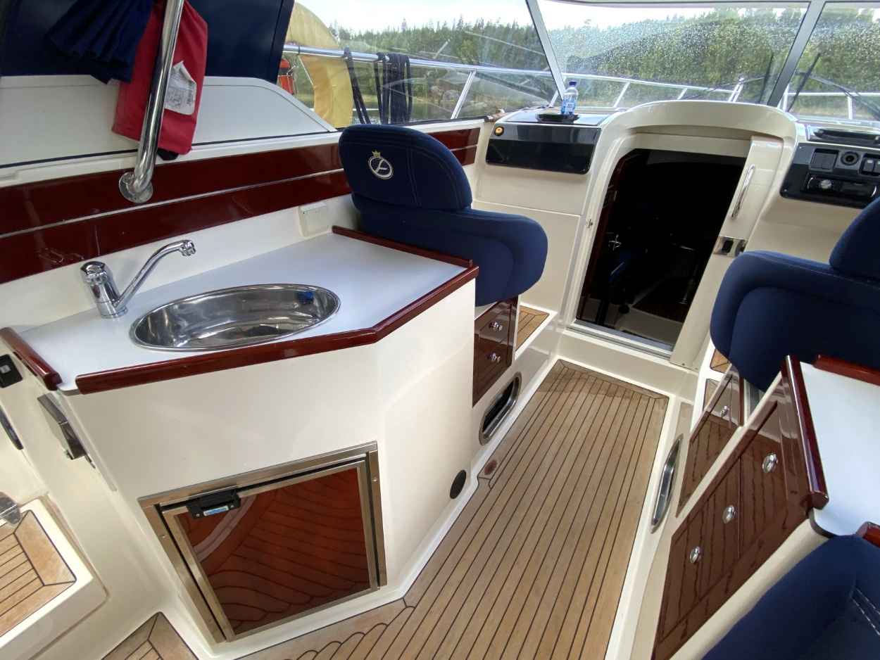 Motorboot Aquador 33 HT