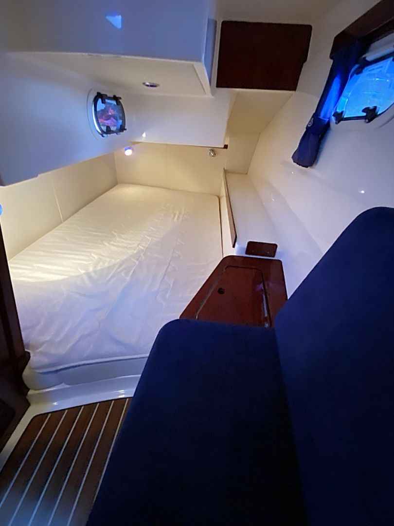 Motorboot Aquador 33 HT