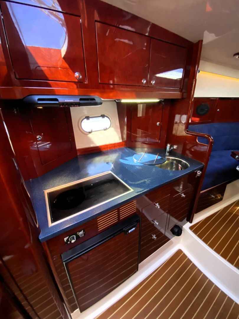 Motorboot Aquador 33 HT