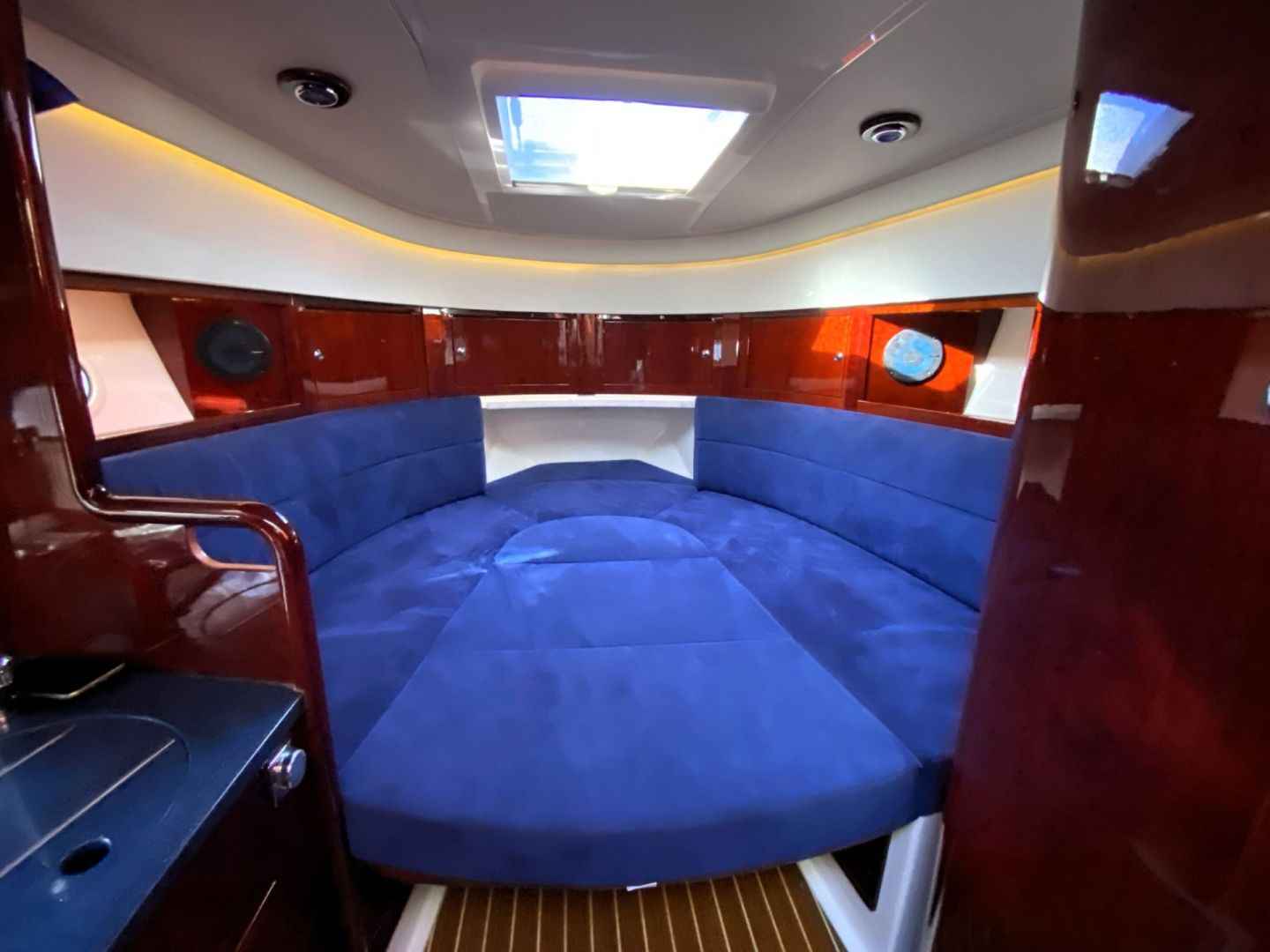 Motorboot Aquador 33 HT