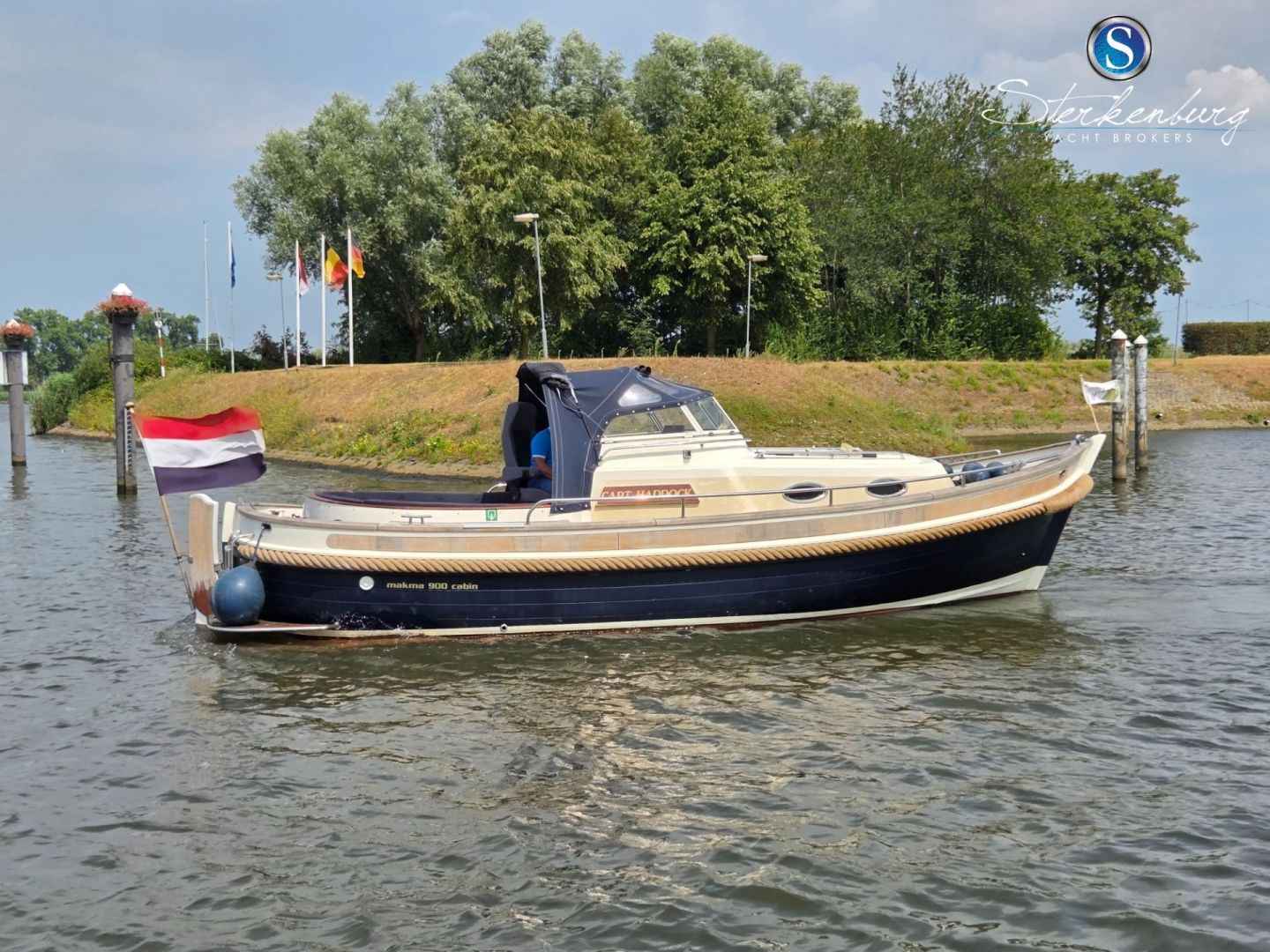 Motorboot Makma 900 Cabin