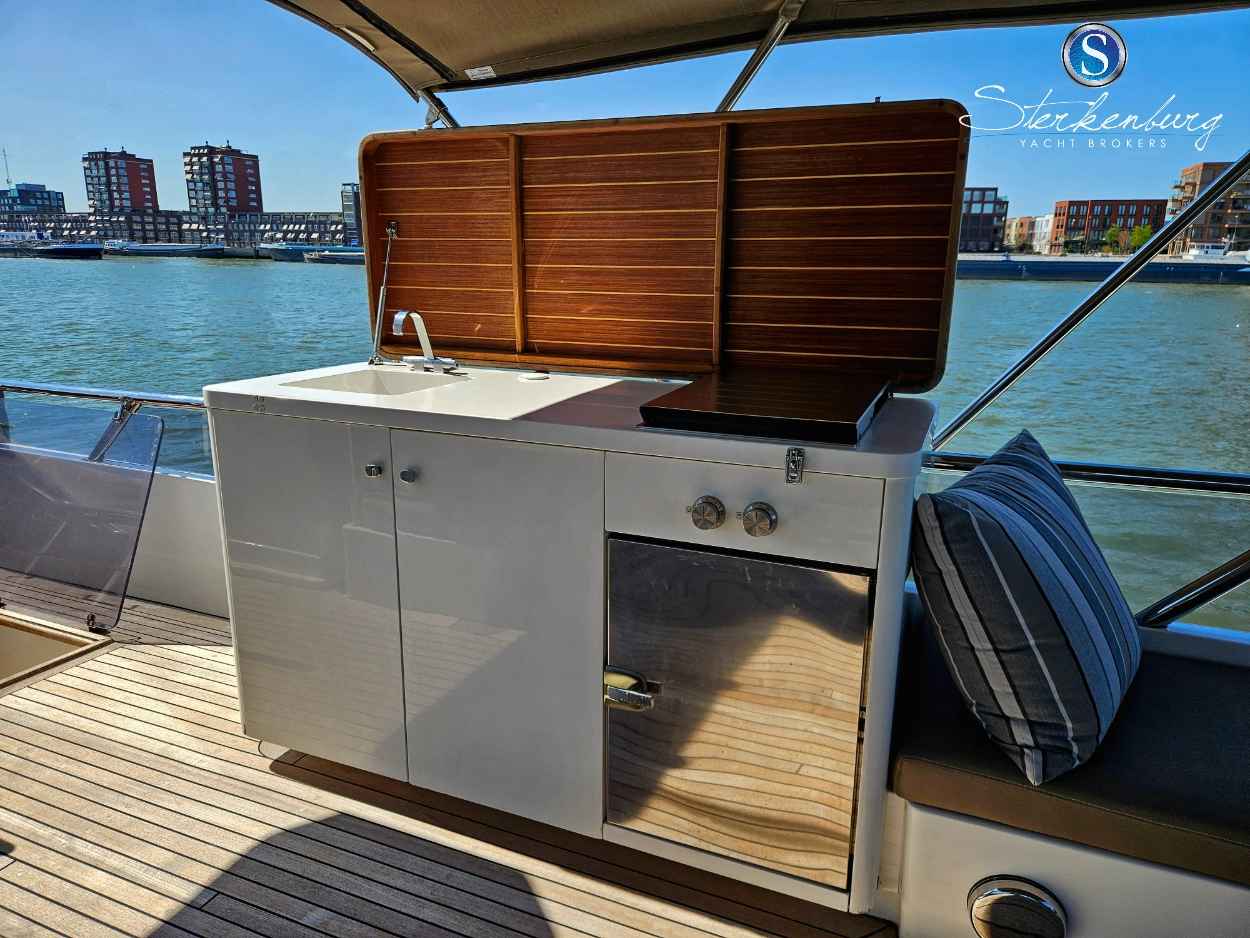 Motorboot Valk Continental II 2300 ALU-IPS