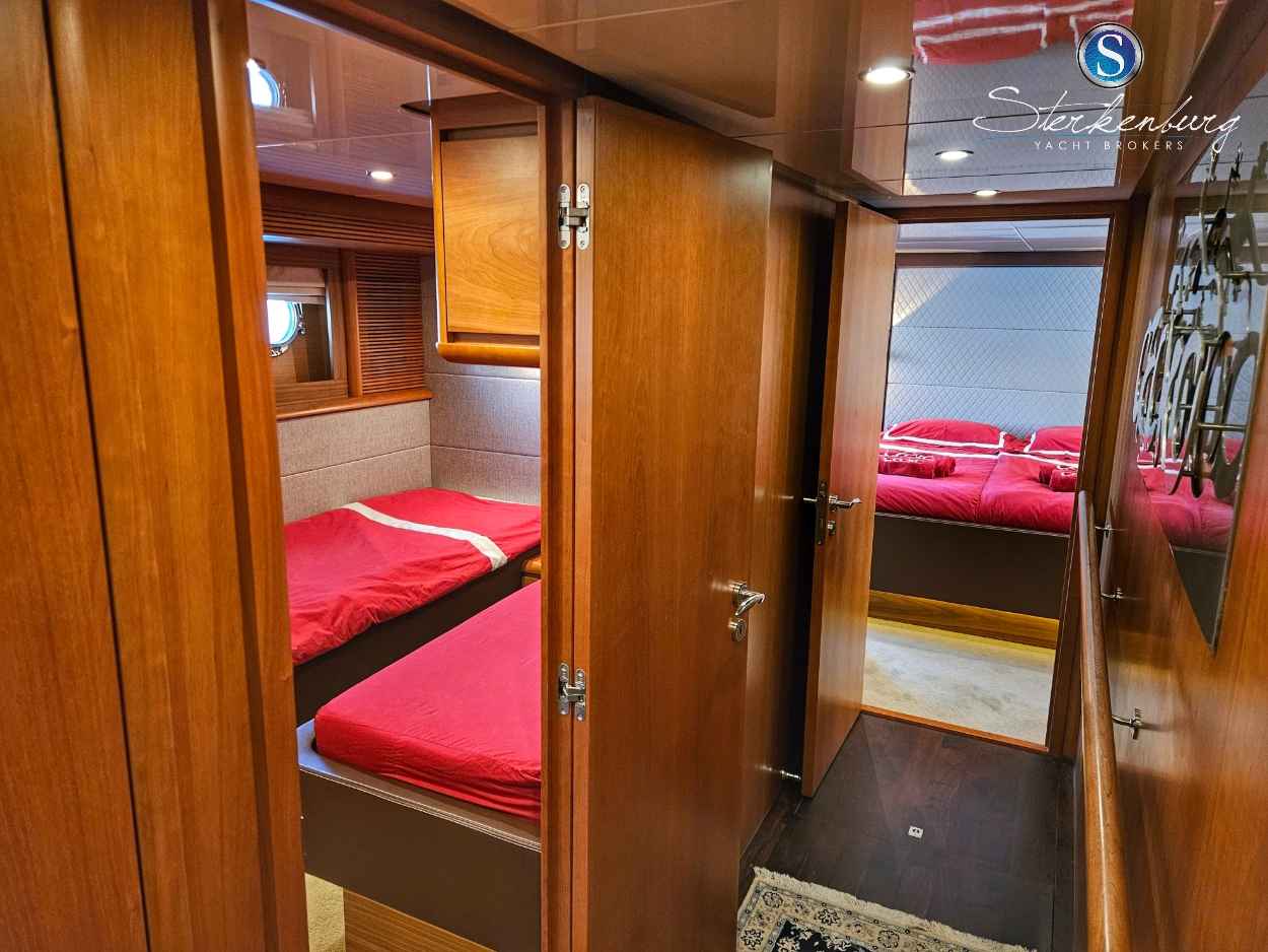 Motorboot Valk Continental II 2300 ALU-IPS