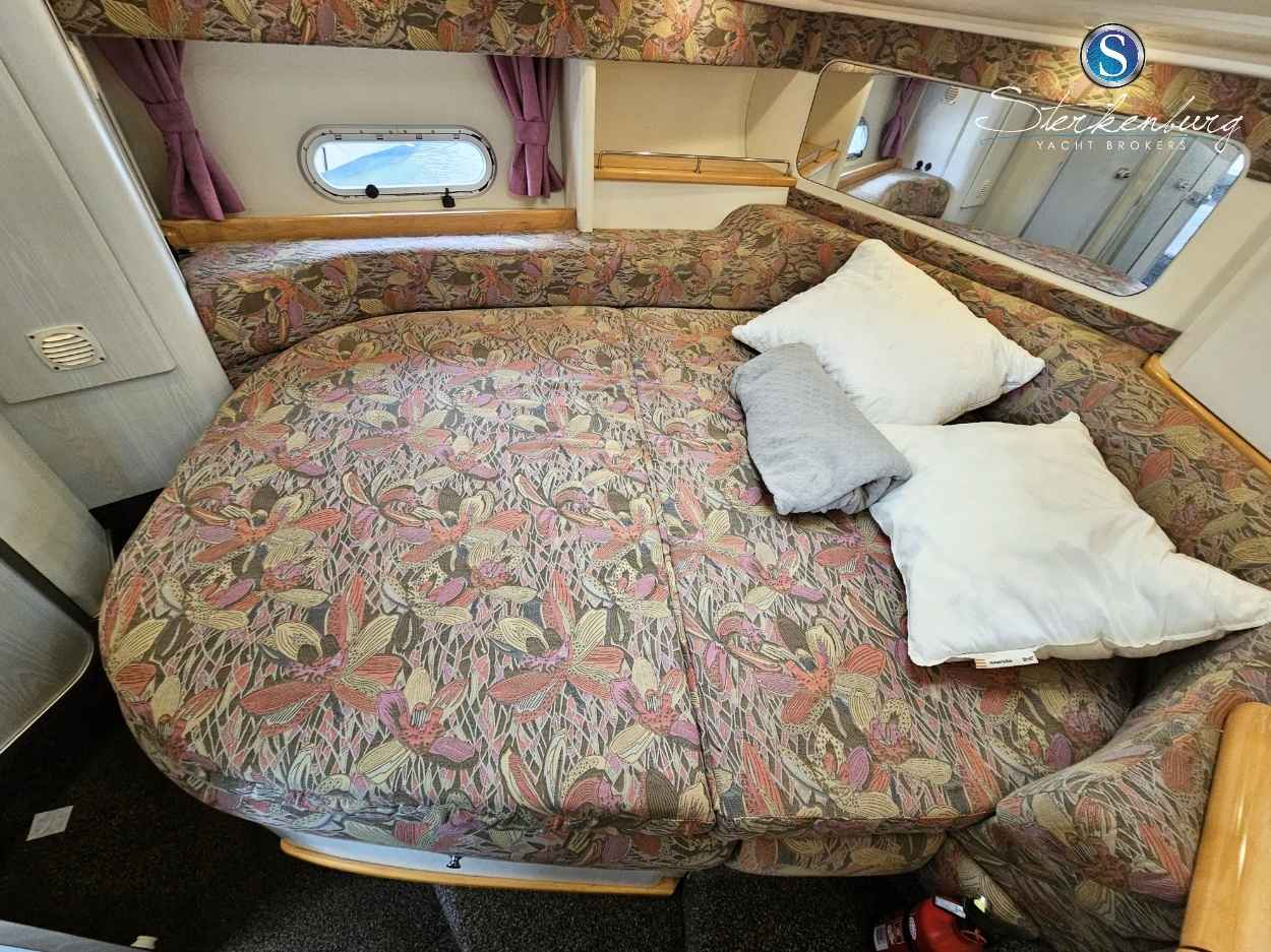 Motorboot Sealine F330 Statesman