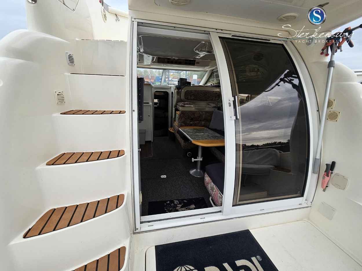 Motorboot Sealine F330 Statesman