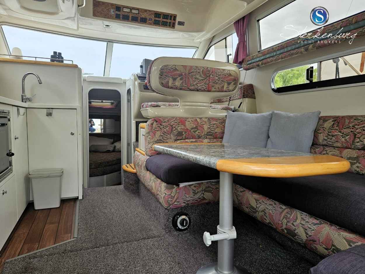 Motorboot Sealine F330 Statesman