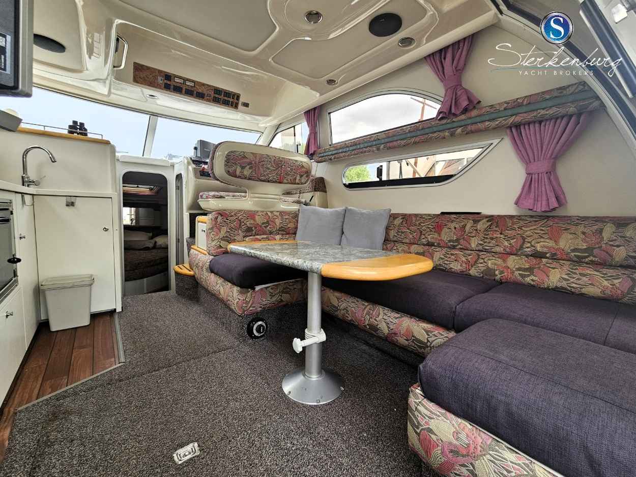 Motorboot Sealine F330 Statesman