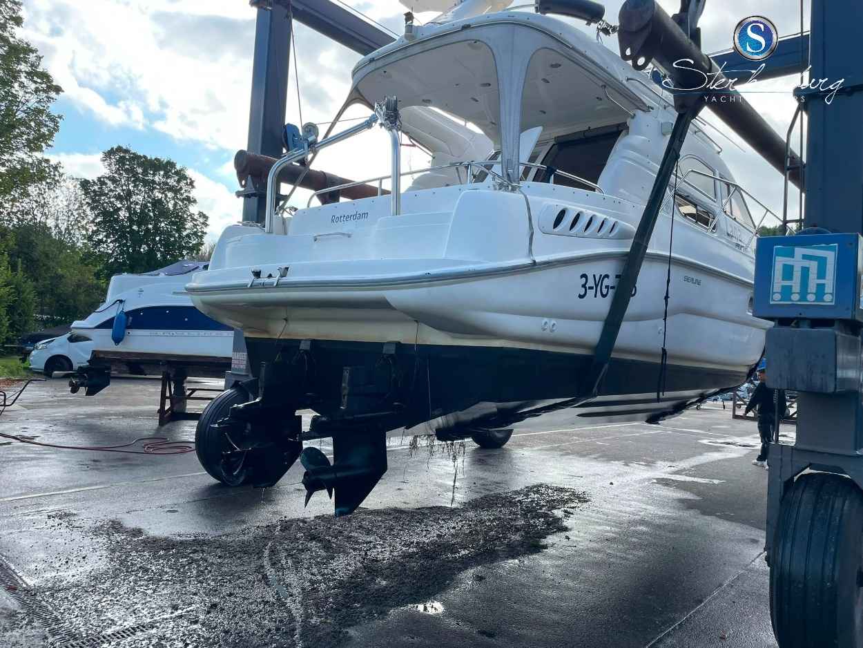 Motorboot Sealine F330 Statesman