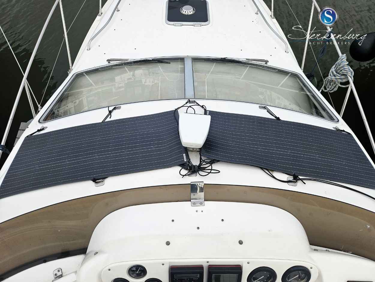 Motorboot Sealine F330 Statesman