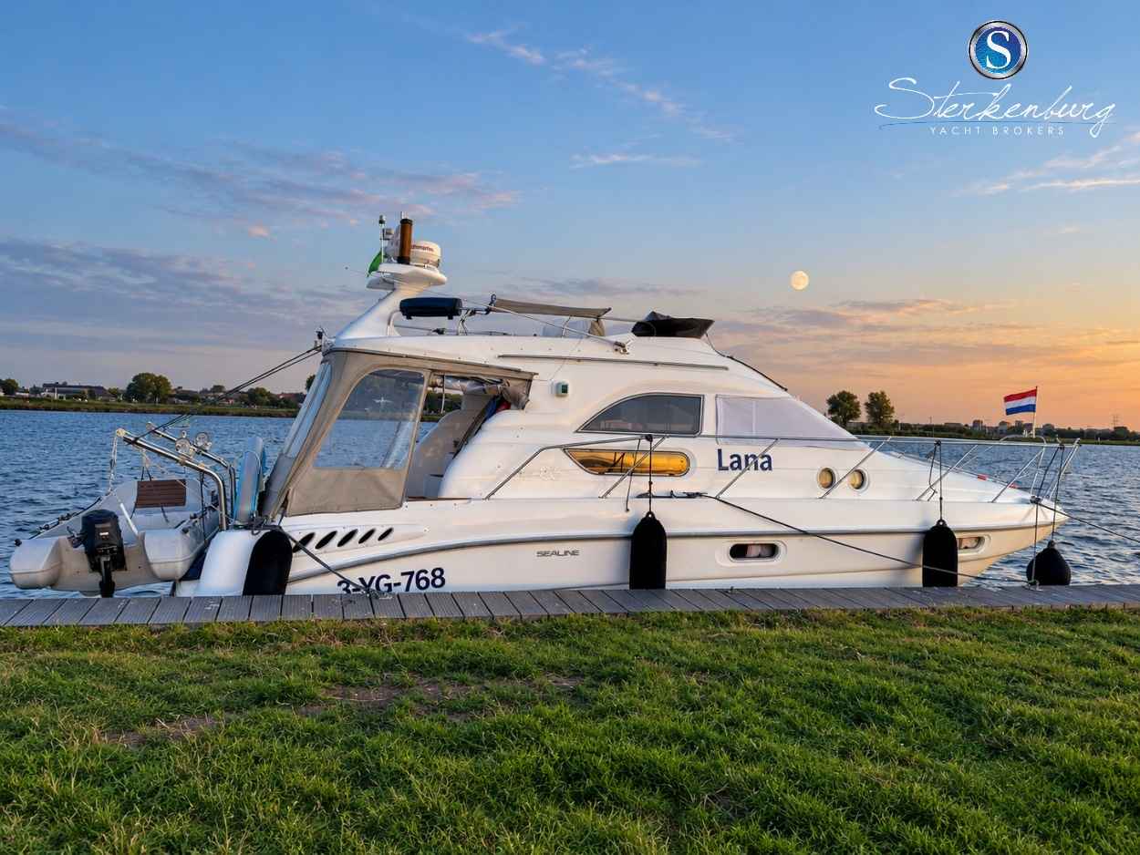 Motorboot Sealine F330 Statesman